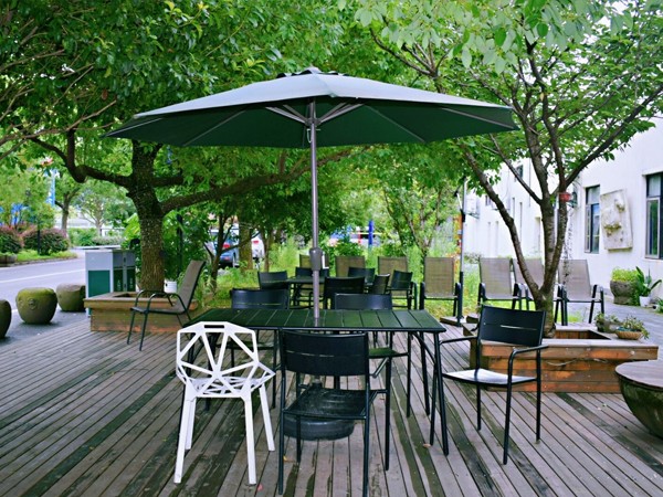 富陽校區(qū)校園一角