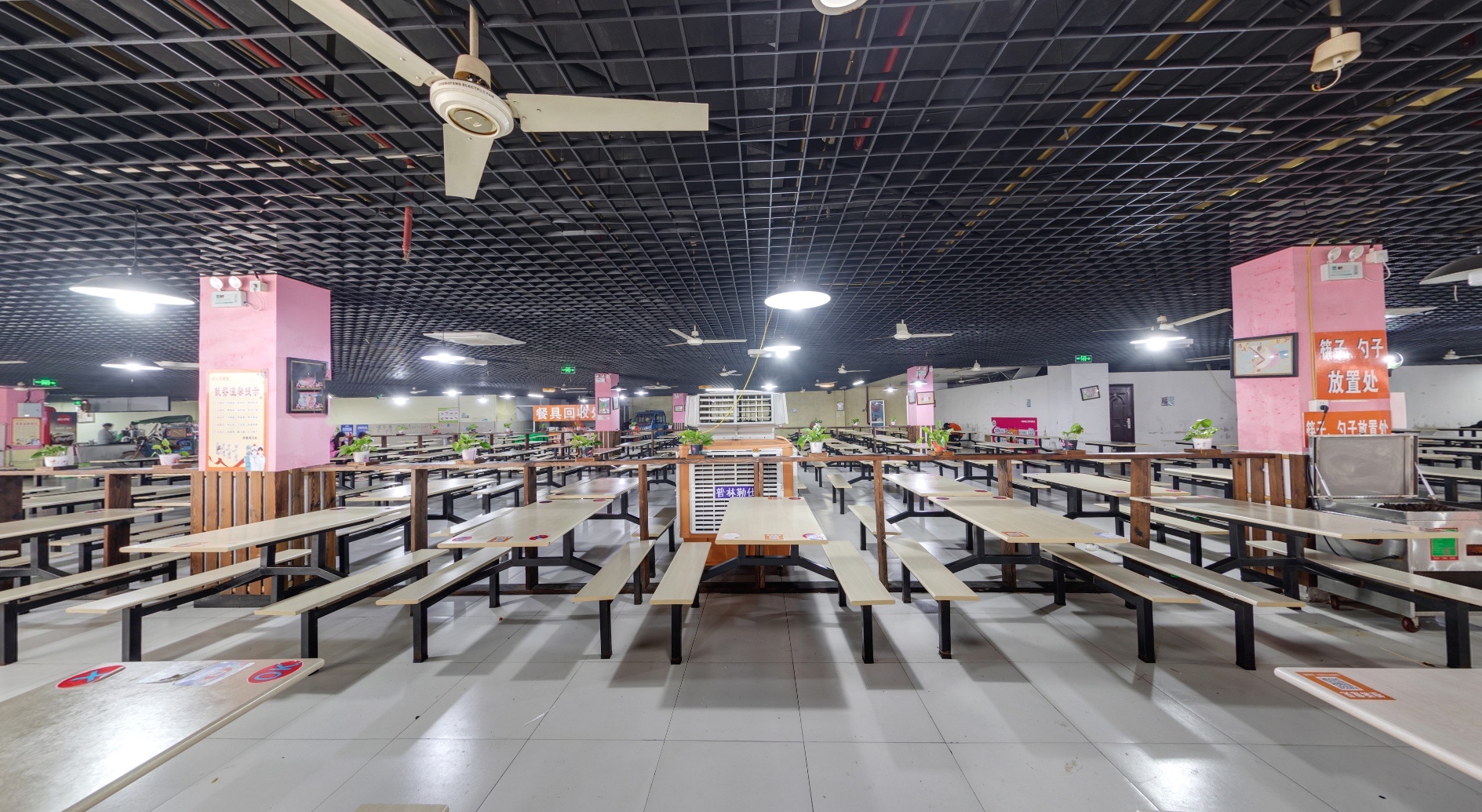 塘棲校區(qū)食堂(圖1)
