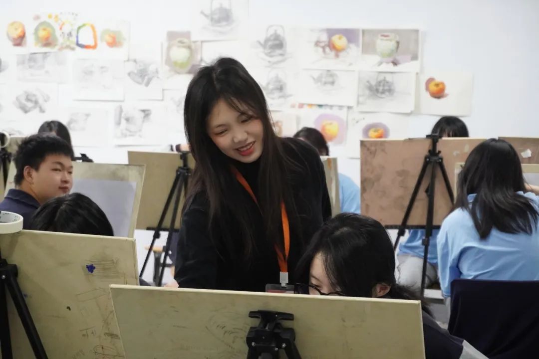 水彩繪心墨生輝 妙筆生花育未來 | 塘棲校區(qū)優(yōu)秀教師課堂分享